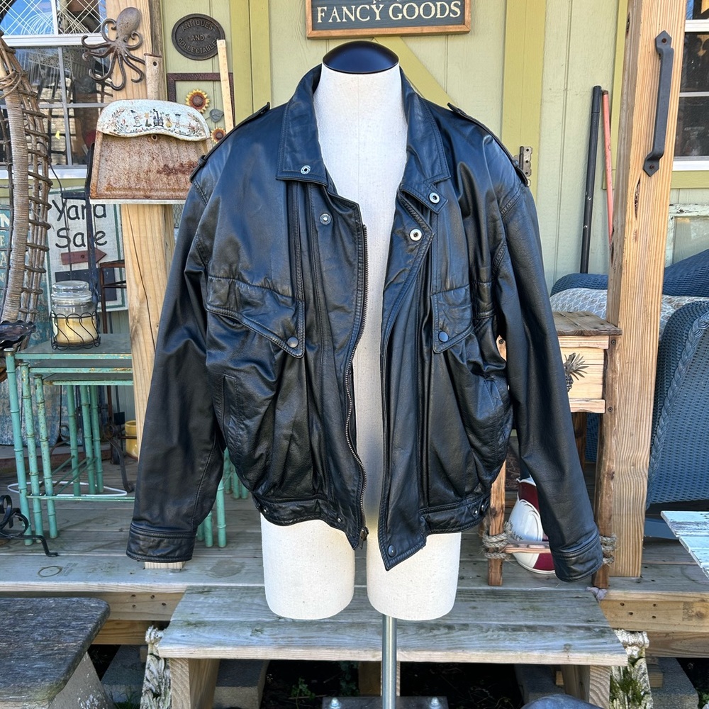 Vintage Black Leather Bomber Jacket
